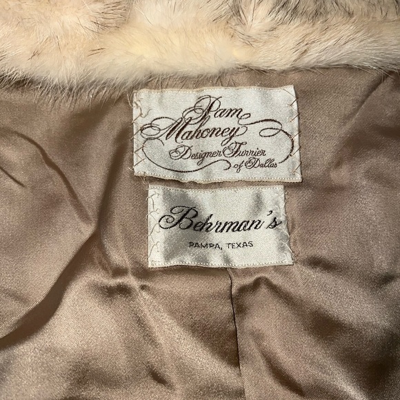 Pam Mahoney of Dallas Mink Coat - Picture 7 of 10